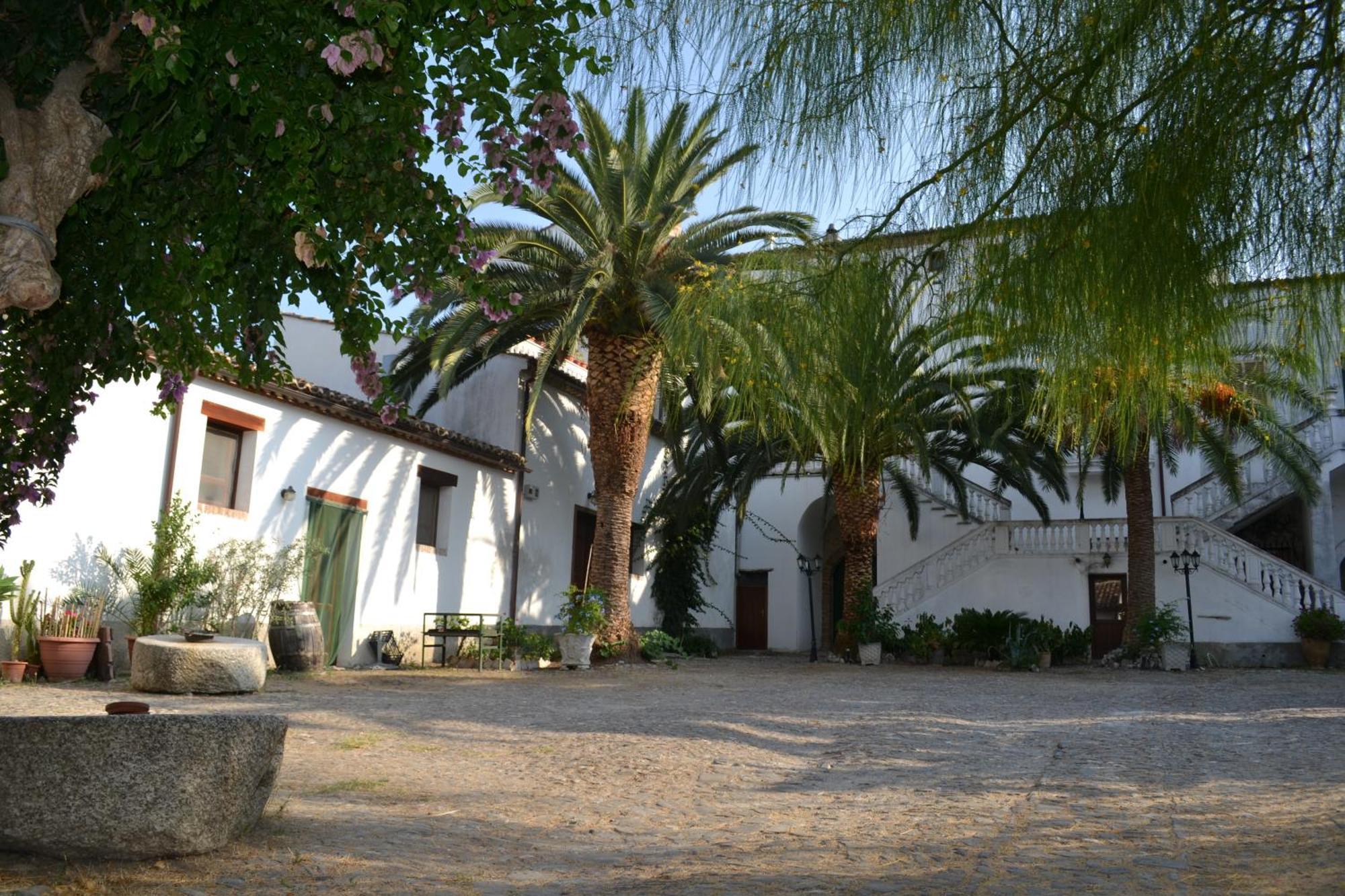 Agriturismo Malena Amica Εξωτερικό φωτογραφία